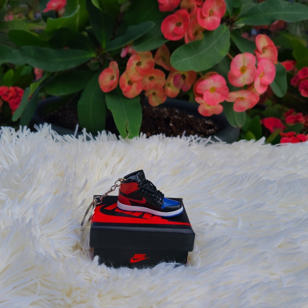 AJ 1 (I) RETRO HIGH - "TOP 3" KEYCHAIN